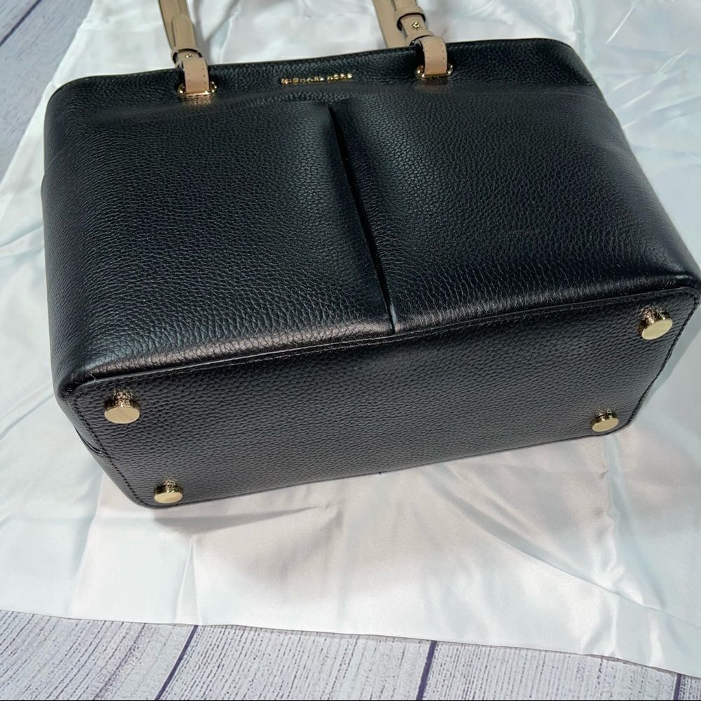 New Michael Kors Bedford Medium Tote Bag - Picture 6 of 10